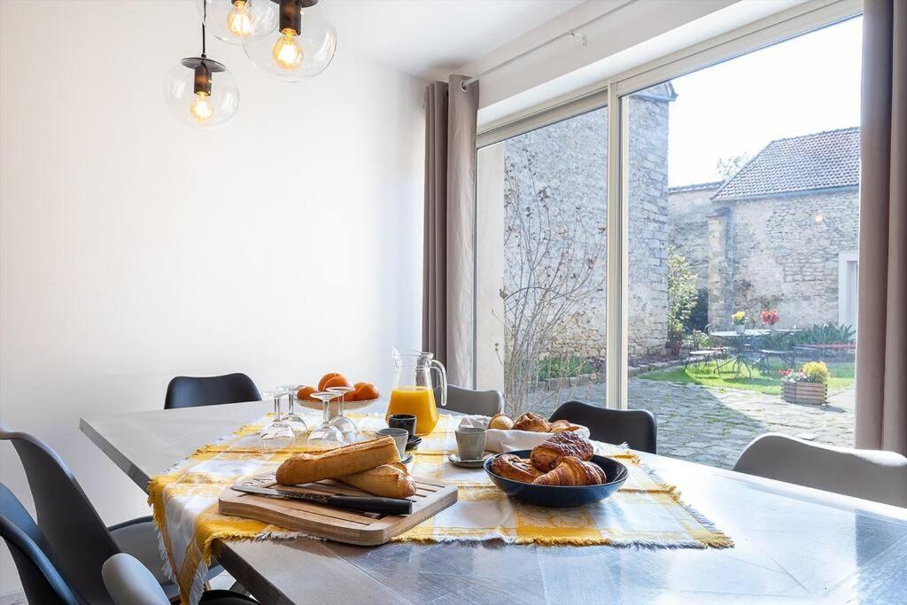 Gite Astara Ury Exterior photo